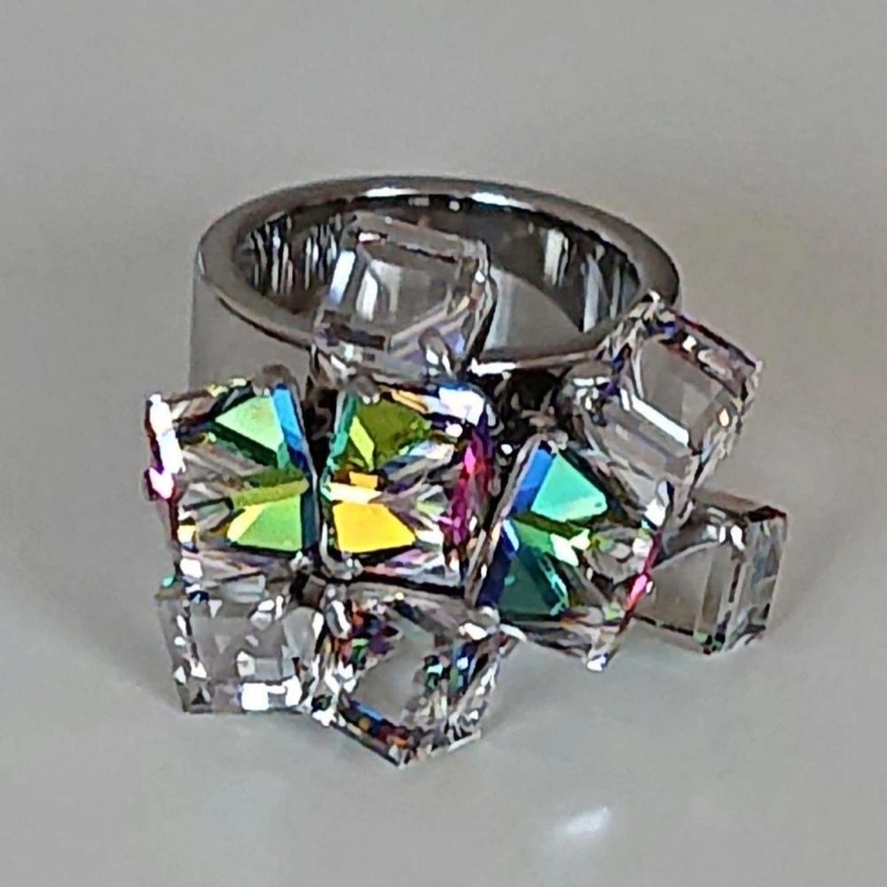 SWATCH Bijoux Love Explosion Crystal Ring Sz 7.5-8